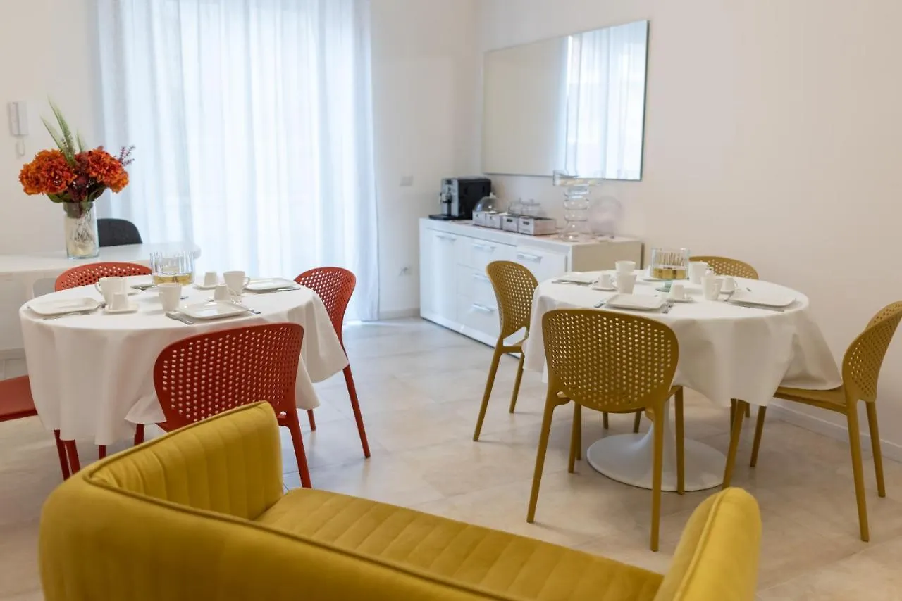 فندق مبيت وإفطار كاتانيا B&B Casa Palmanova إيطاليا